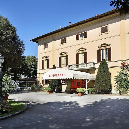 Hotel Villa Delle Rose Пеша Екстериор снимка