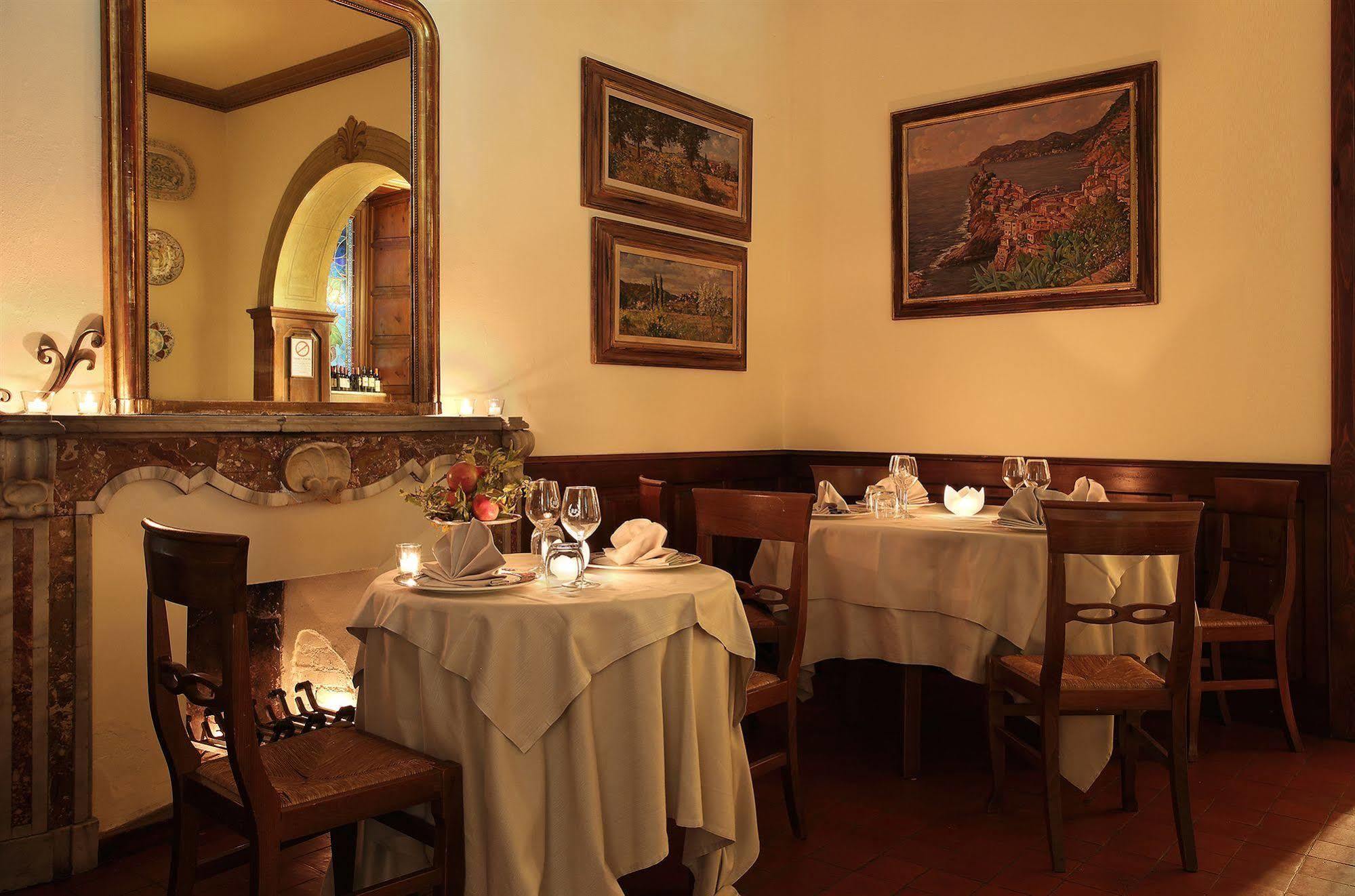 Hotel Villa Delle Rose Пеша Екстериор снимка